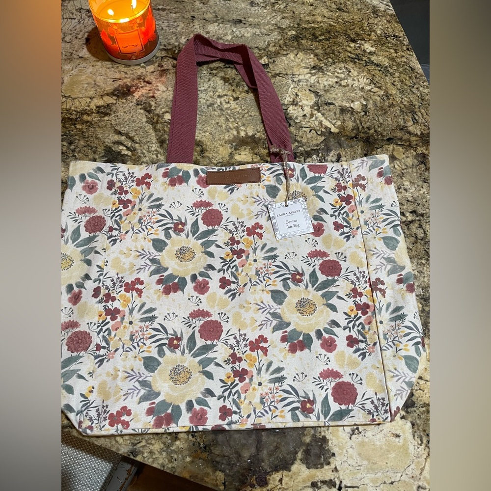 Laura Ashley canvas market tote - Timeless Classic floral design - Brand New!